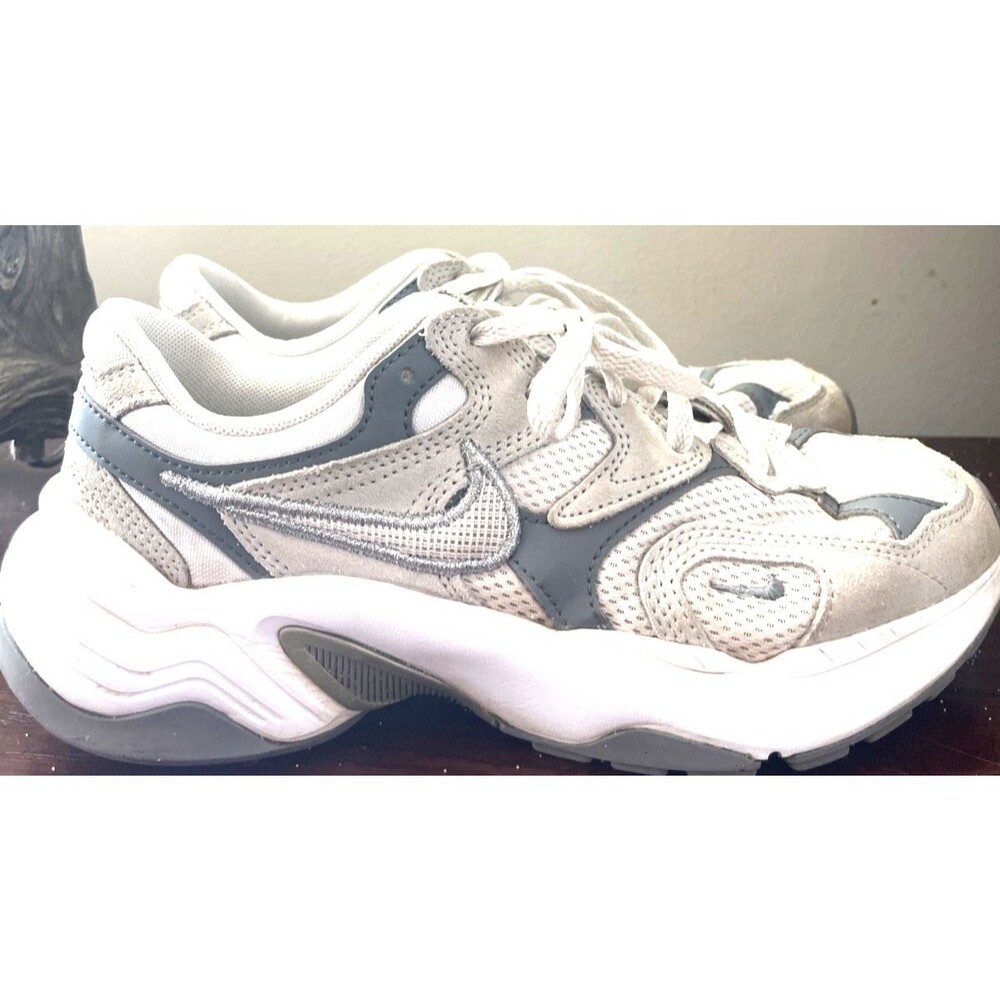 Nike Women’s SIZE 6.5 Al8 sneakers white / smoke grey / black / metallic silver